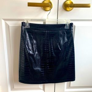 French Connection, size 4, croc faux leather mini skirt